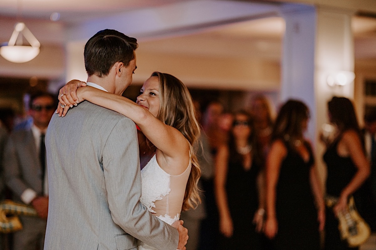 Gorgeous wedding at New Jersey’s Avalon Yacht Club